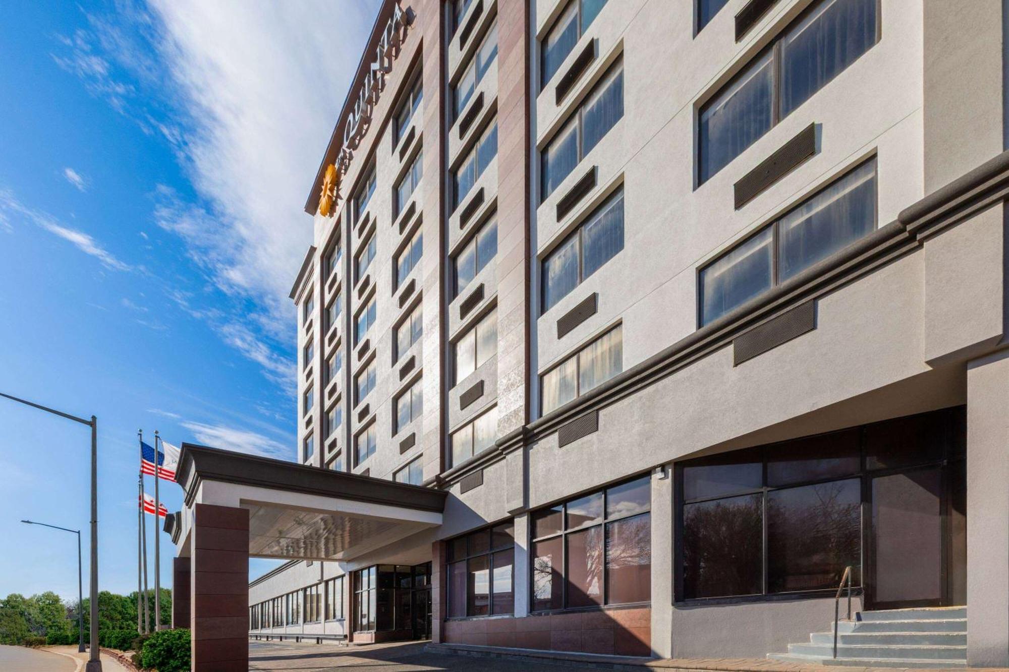 Hotel La Quinta & By La Quinta & By Wyndham Dc Noma Washington