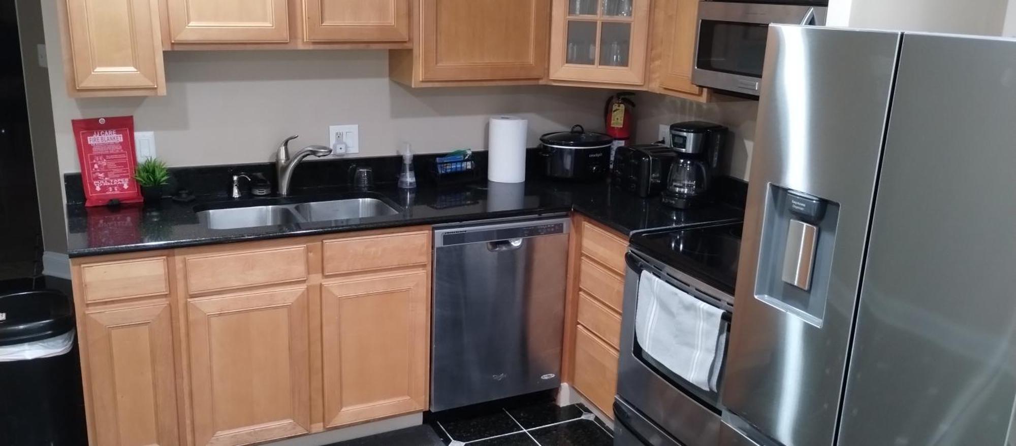 Spacious And Private 3br, 3ba With Free Parking Near Downtown Dc Aparthotel Washington