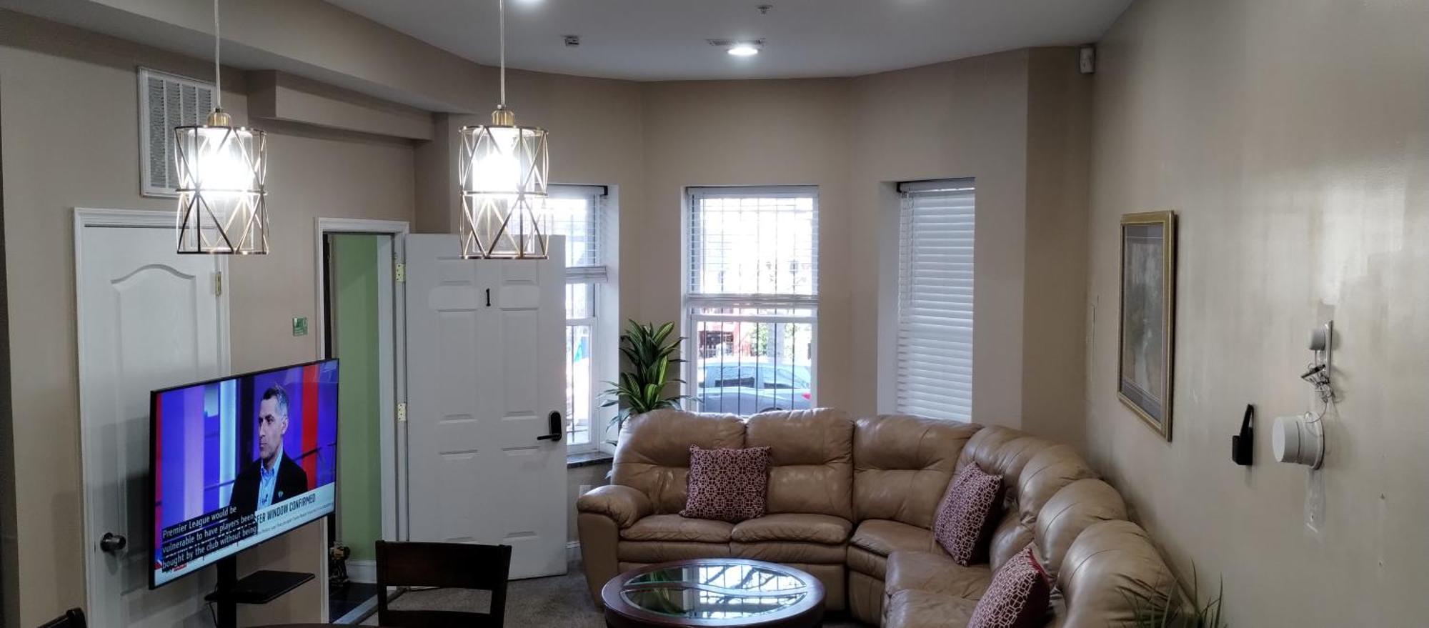 Aparthotel Beautiful 3br 3ba With Free Parking Near Downtown Dc Washington