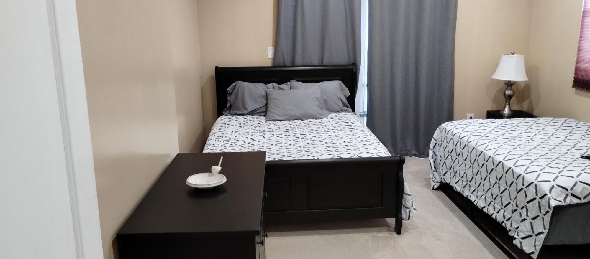 Large 2level 3br, 3ba With Free Parking Near Downtown Dc Aparthotel