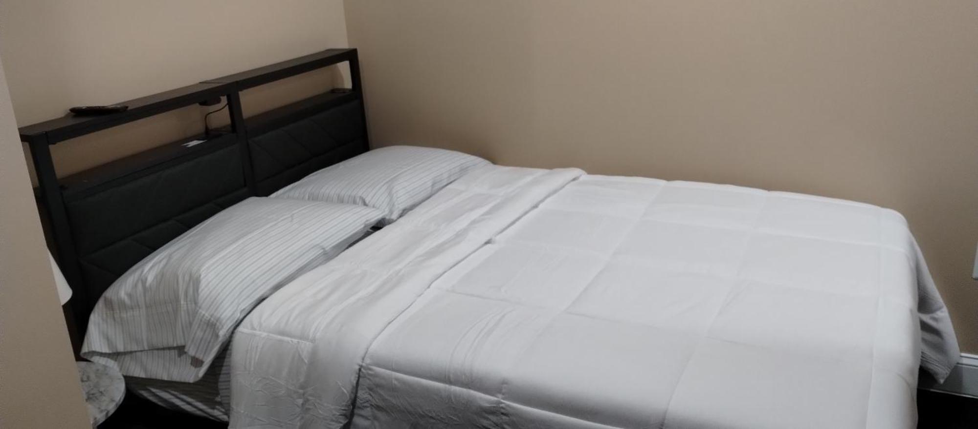 Spacious And Private 3br, 3ba With Free Parking Near Downtown Dc * Washington