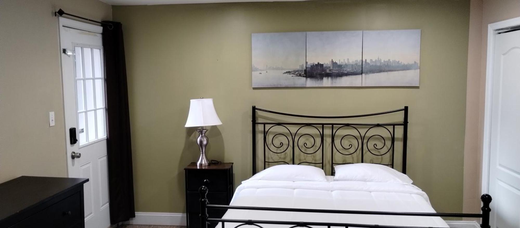 Spacious And Private 3br, 3ba With Free Parking Near Downtown Dc