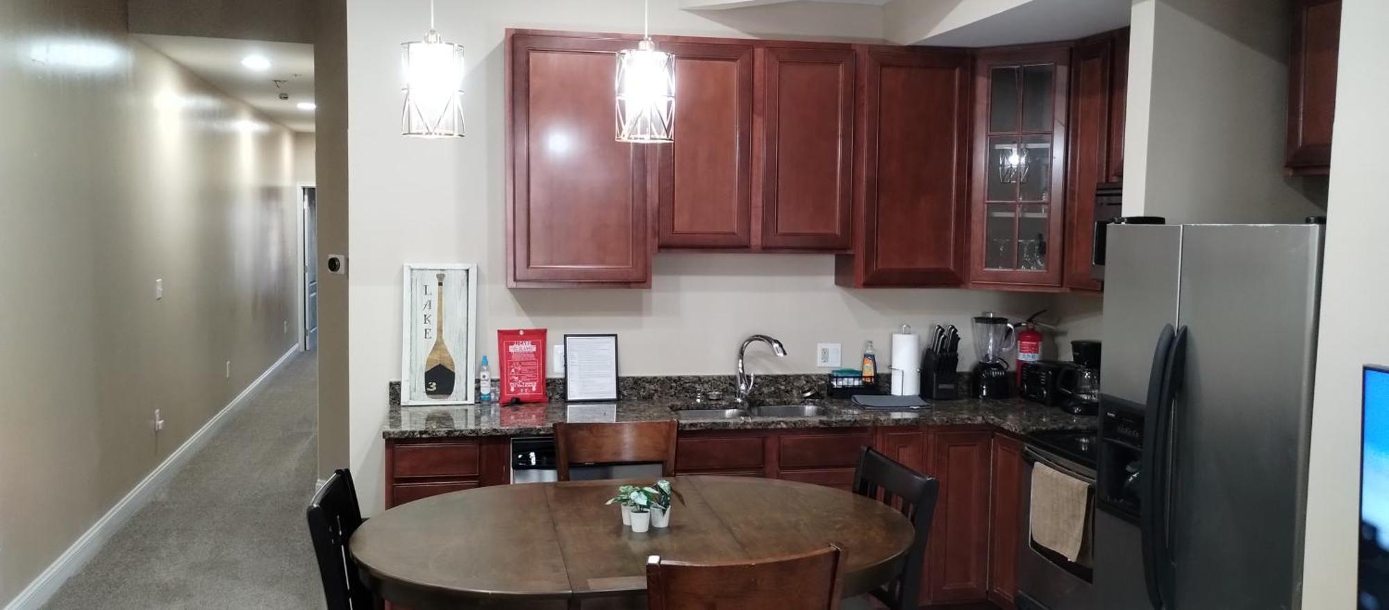 Beautiful 3br 3ba With Free Parking Near Downtown Dc