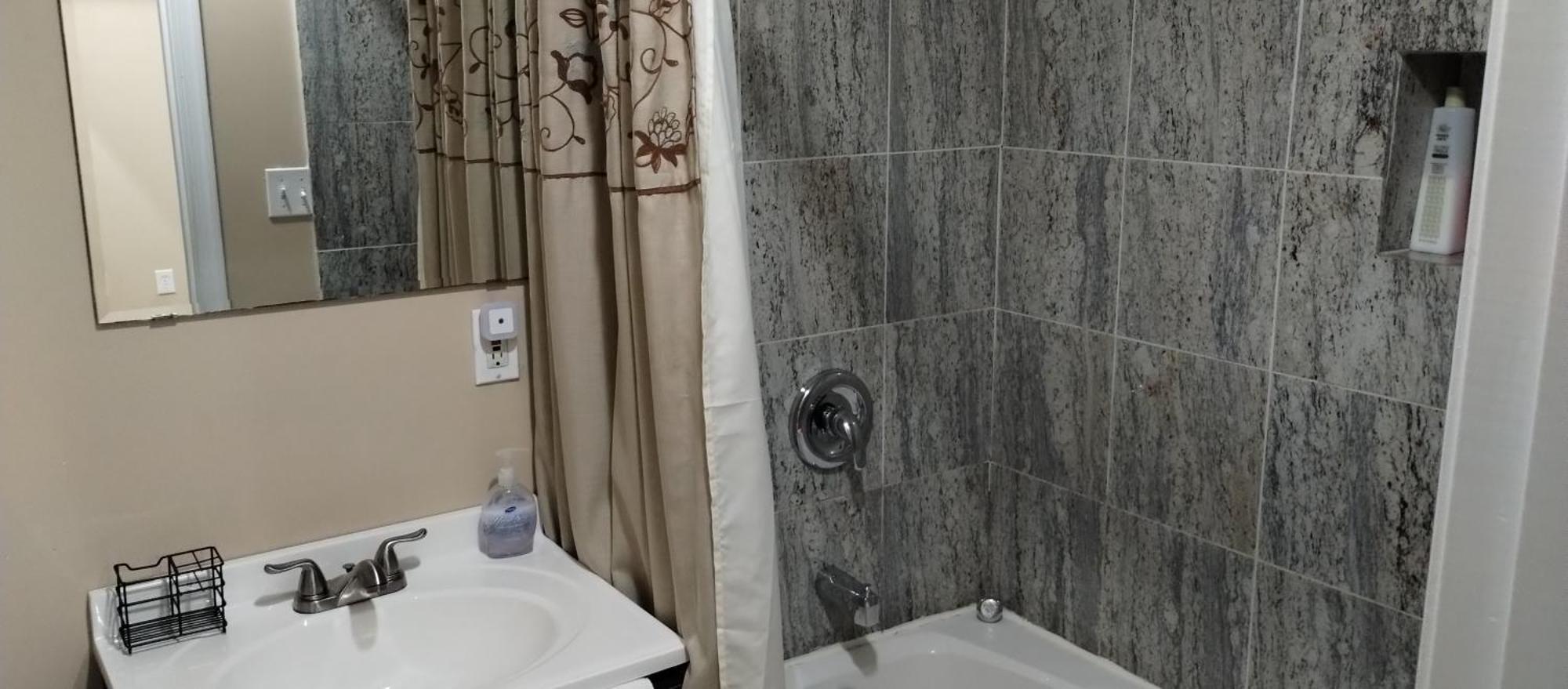 Aparthotel Spacious And Private 3br, 3ba With Free Parking Near Downtown Dc Washington
