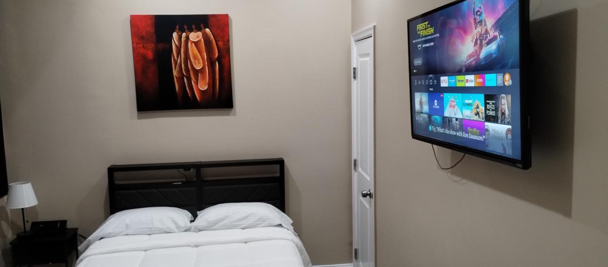 Beautiful 3br 3ba With Free Parking Near Downtown Dc *