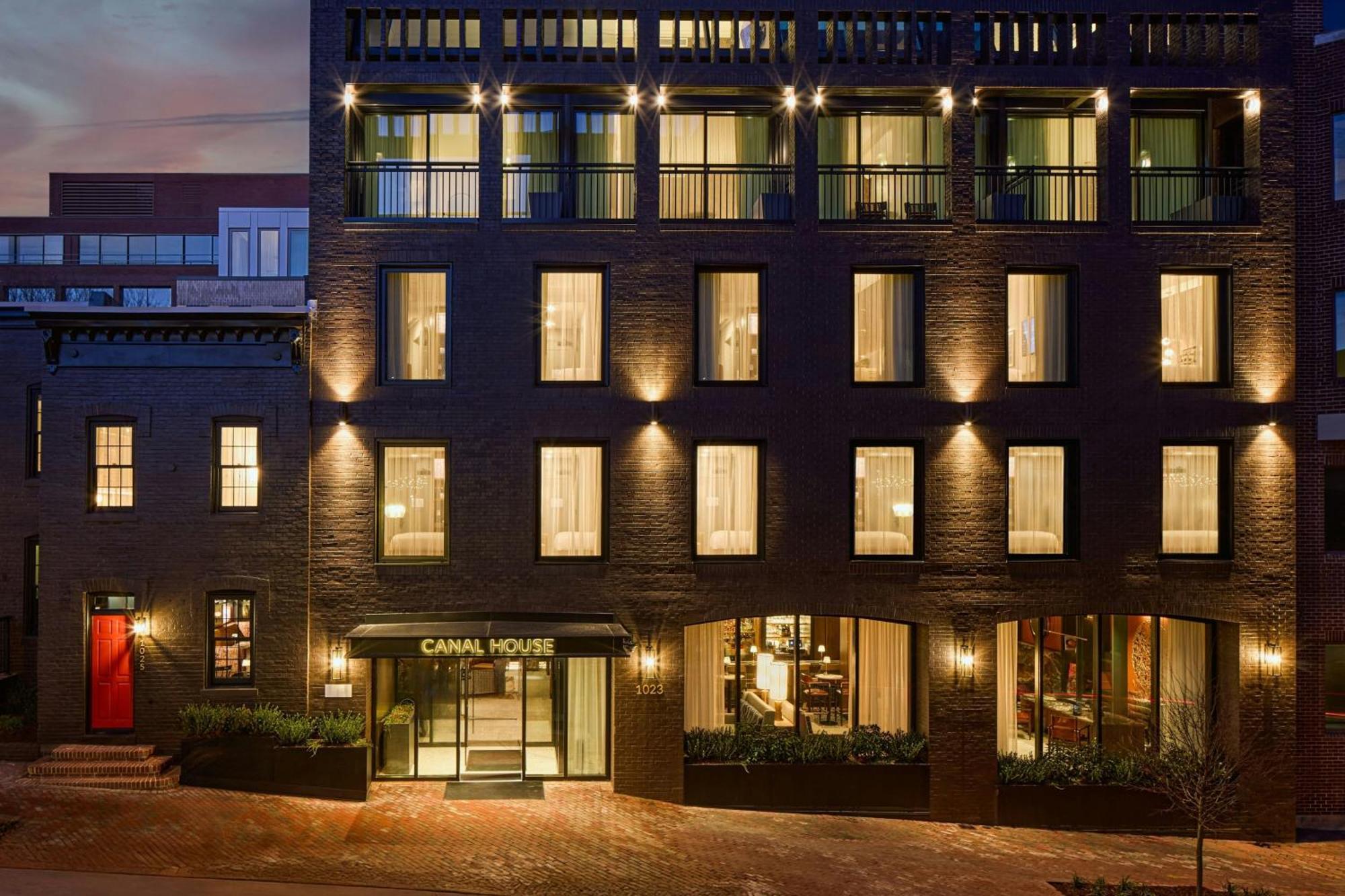 Canal House Of Georgetown A Tribute Portfolio Georgetown, D.c. Washington
