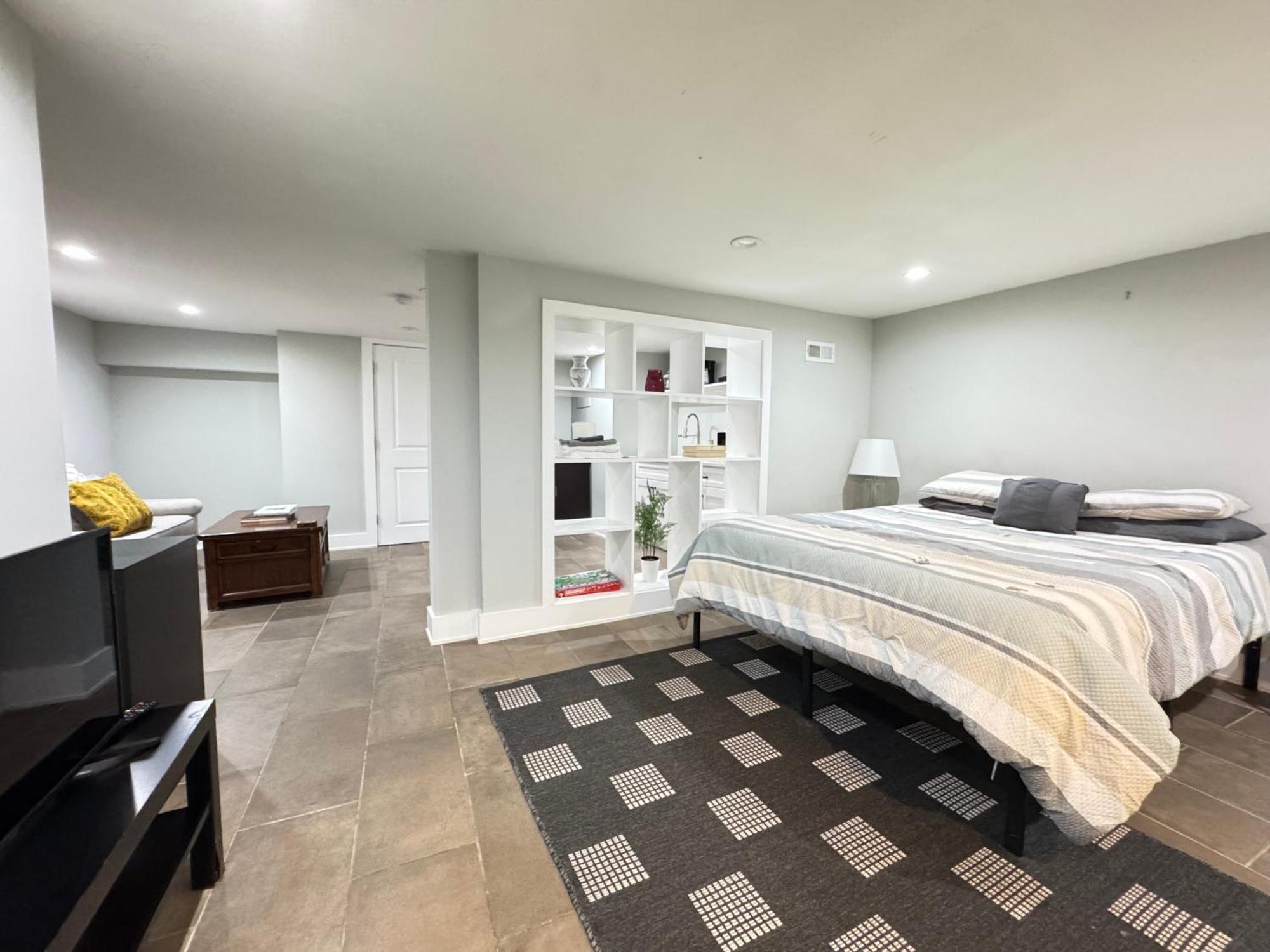 Apartment Cozy New Basement In Dc Near Metro Washington