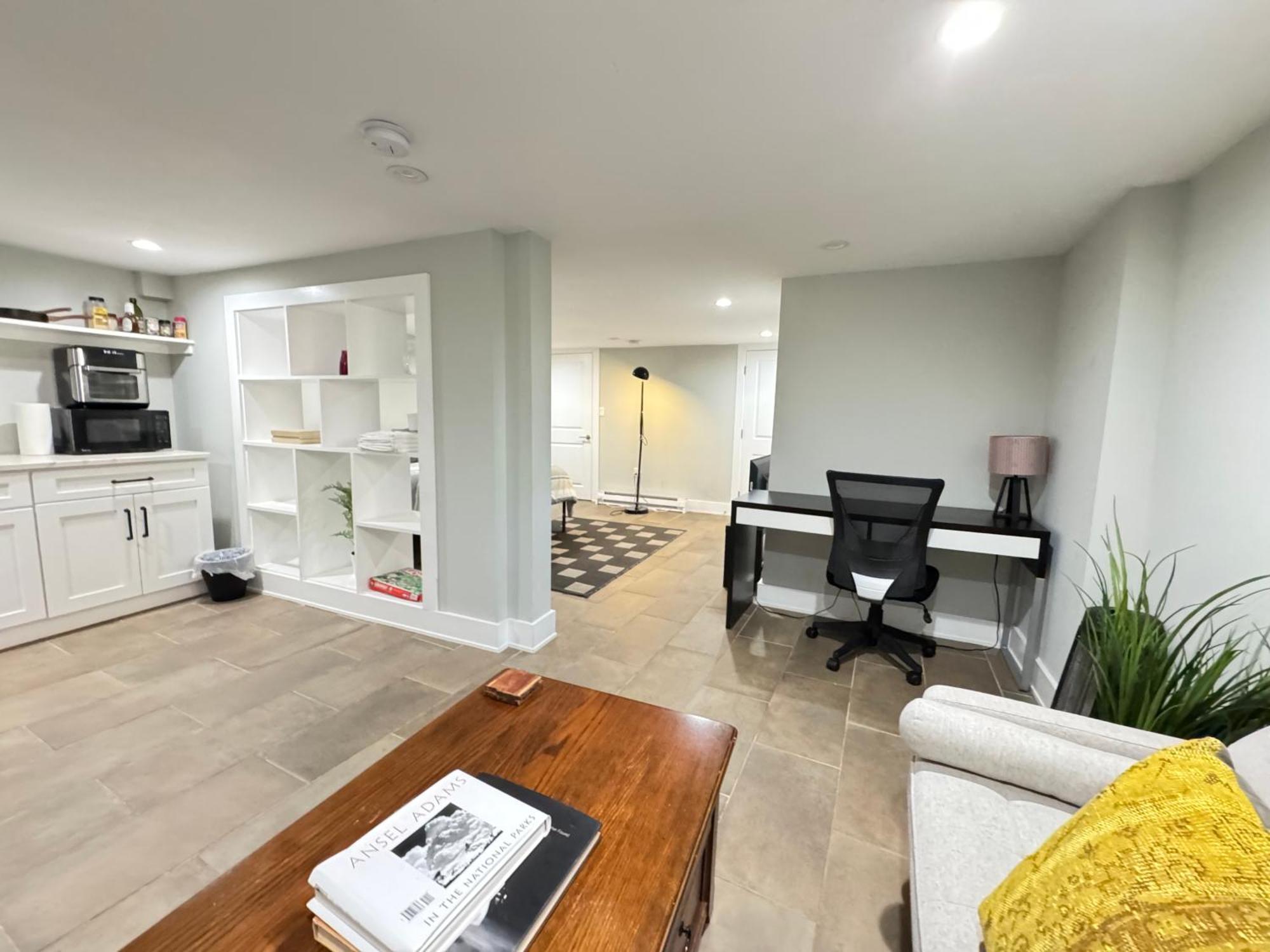 Cozy New Basement In Dc Near Metro Apartment