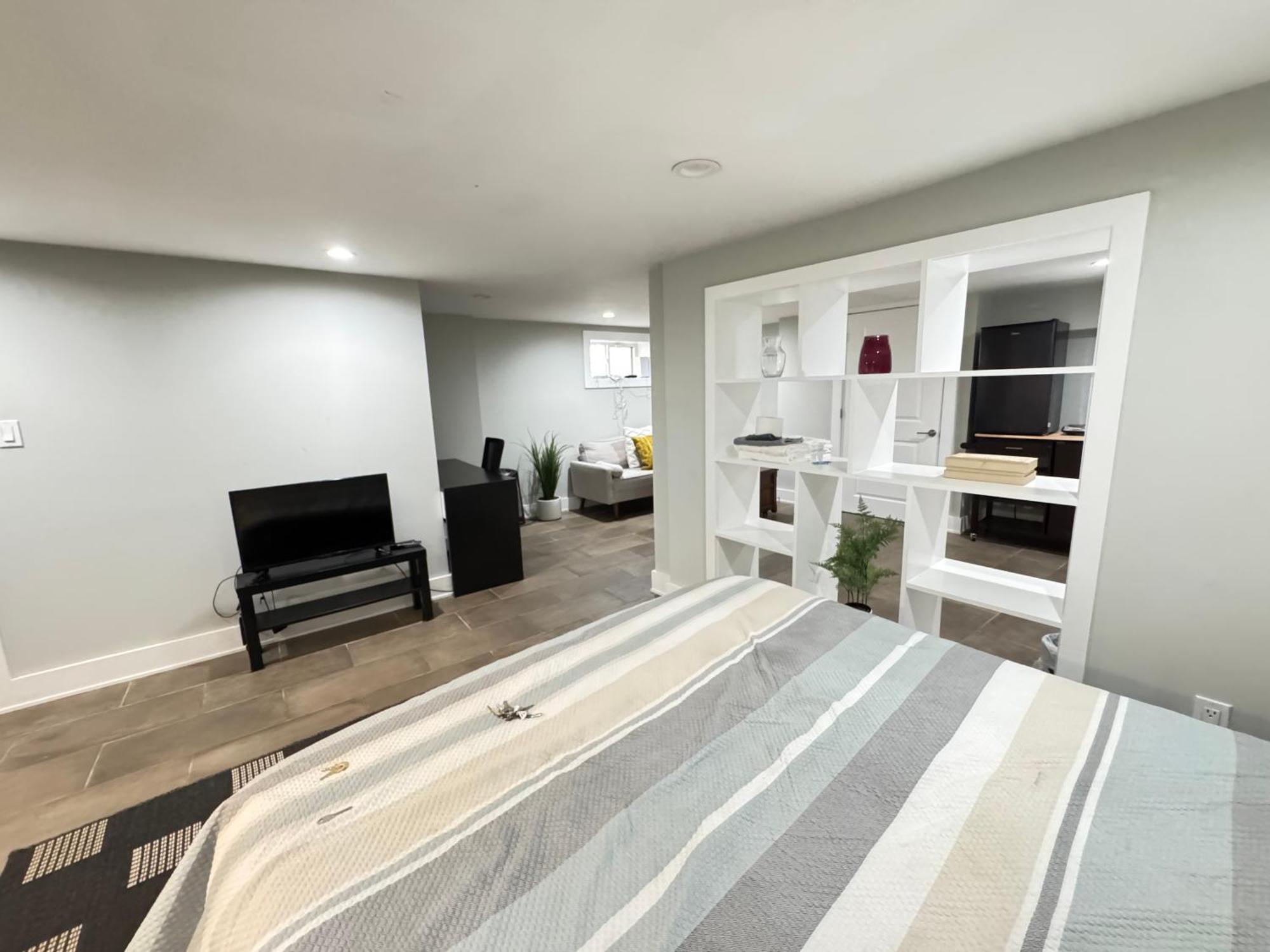 Cozy New Basement In Dc Near Metro