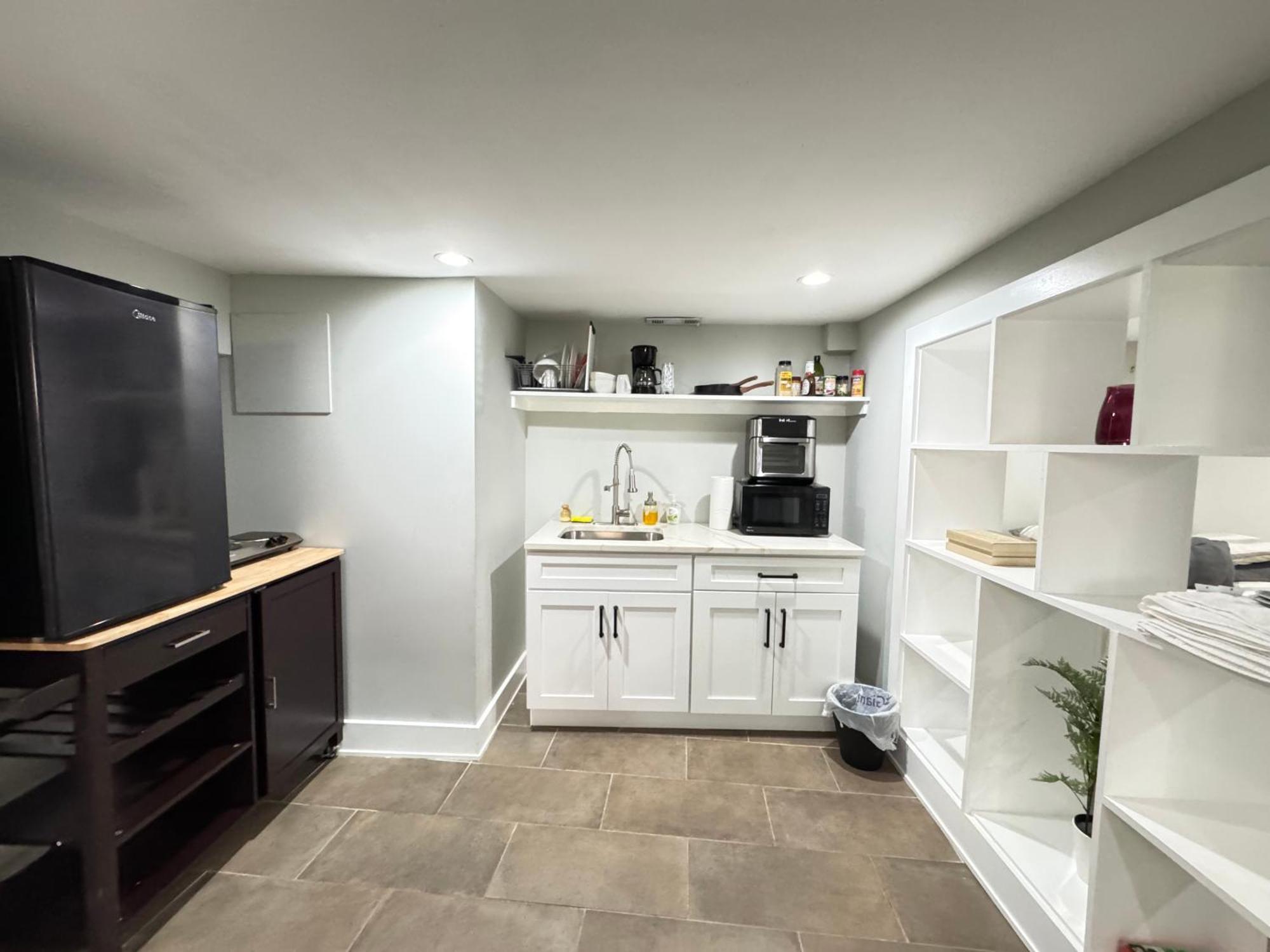 Cozy New Basement In Dc Near Metro