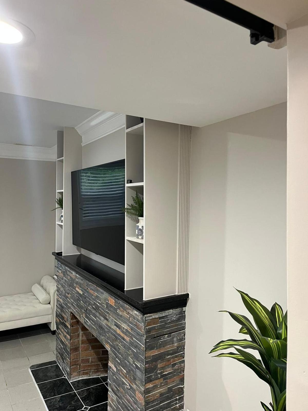 Beautiful, Spacious 1br In Nw Dc