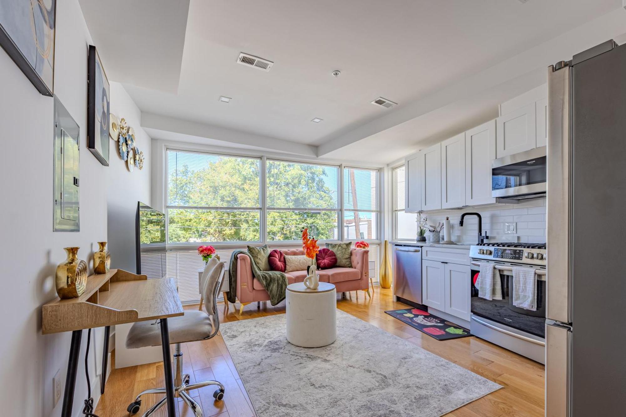 Stylish, Modern & Cozy