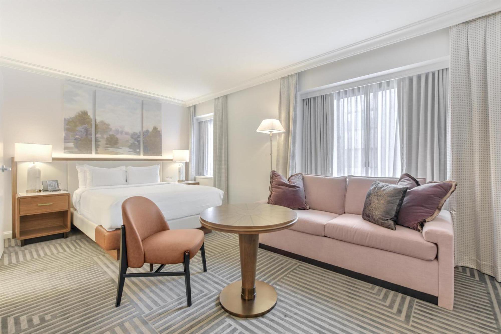 Hotel Capital Hilton 4*
