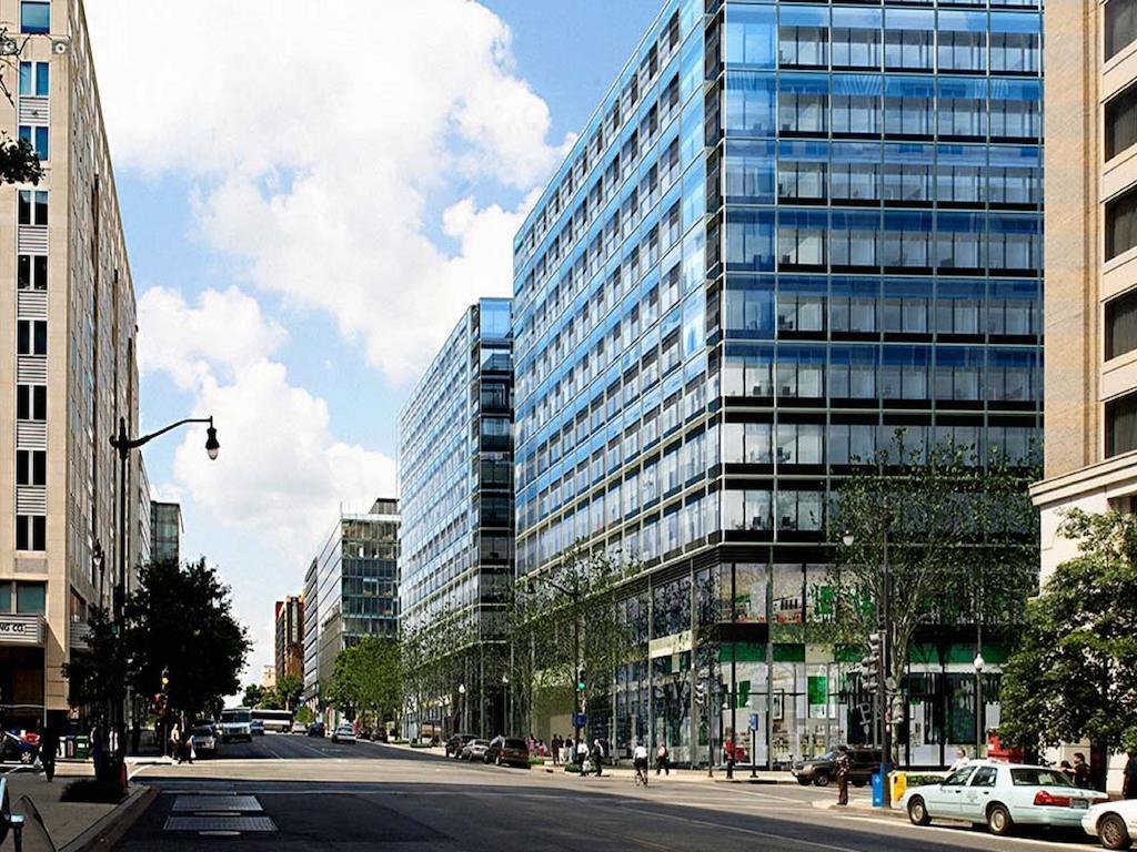 Bridgestreet At City Center
