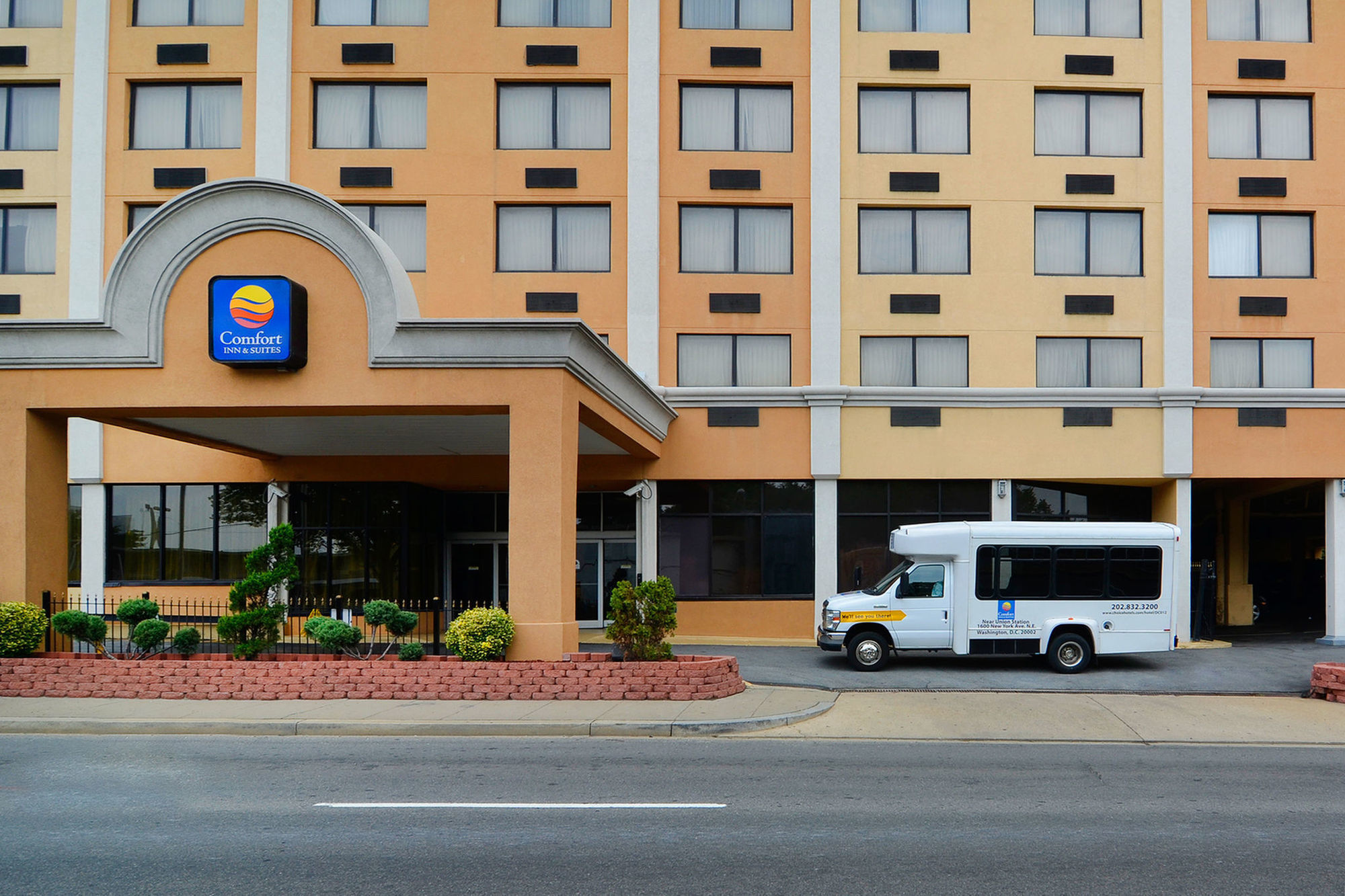 La Quinta & By La Quinta & By Wyndham Dc Noma Hotel Washington