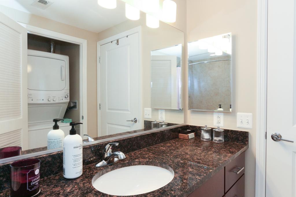 Luxury 2 Bed Apartment With Capitol View