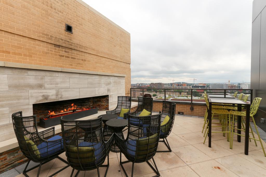 Luxury 2 Bed Apartment With Capitol View *