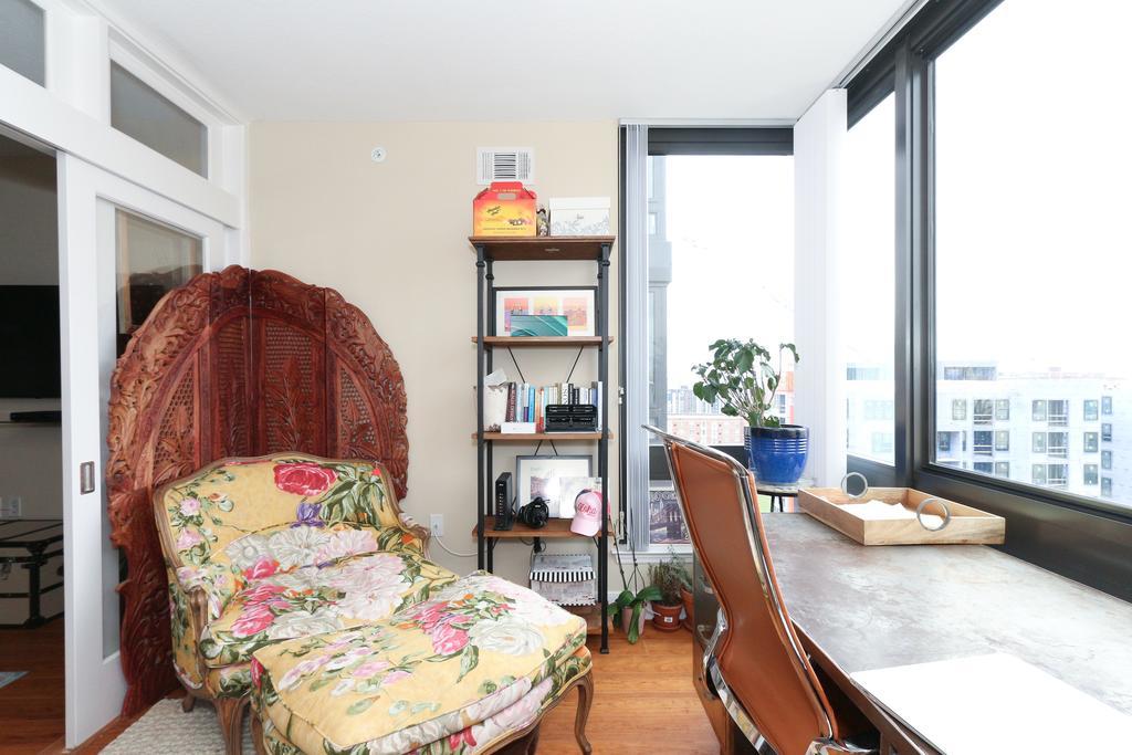 Luxury 2 Bed Apartment With Capitol View Aparthotel *