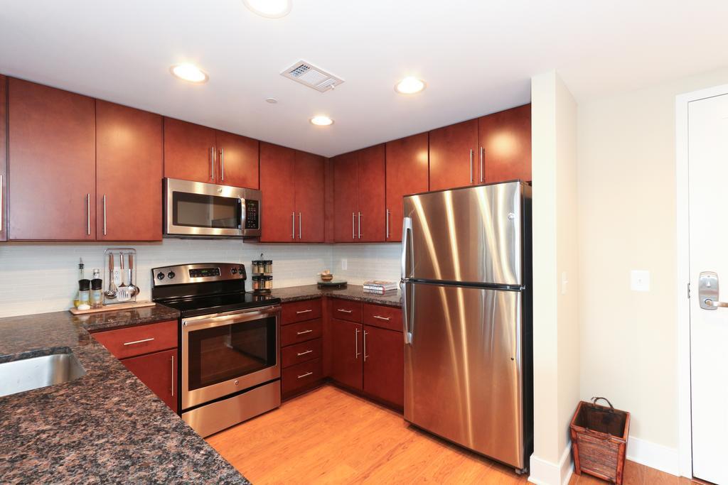 Luxury 2 Bed Apartment With Capitol View