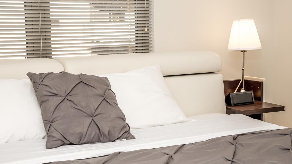 Wonderful Fully Furnished In Downtown Area 4*