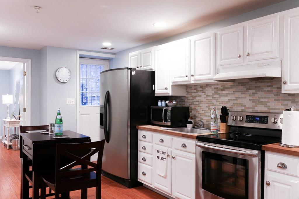 Apartment 2-bedroom In Dc Washington