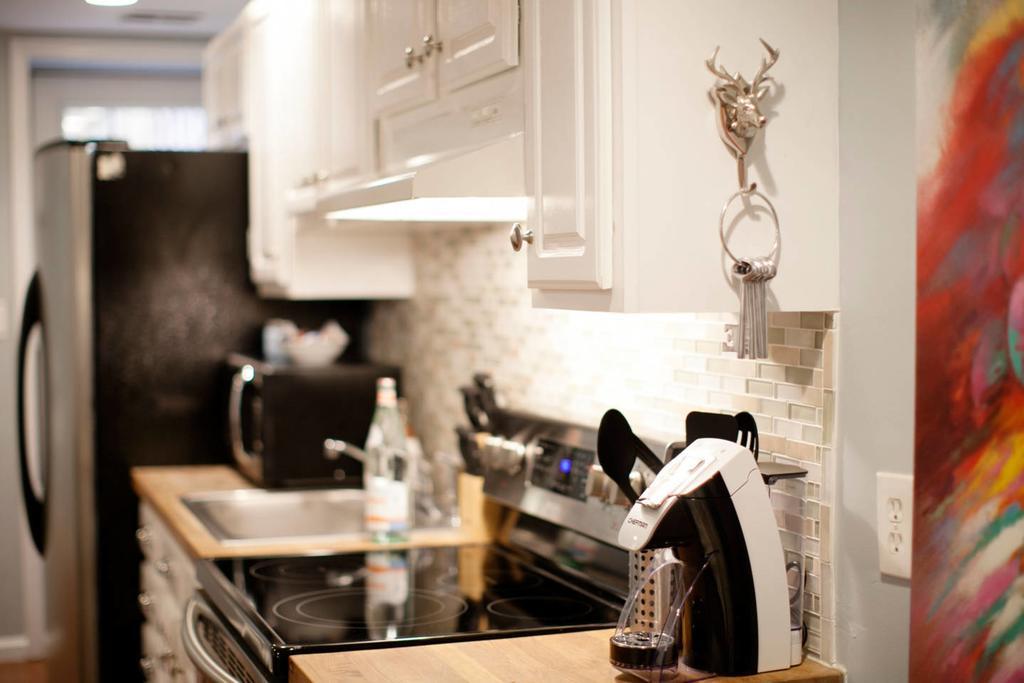 2-bedroom In Dc Apartment *