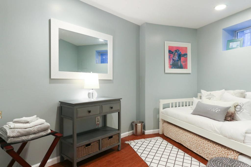 2-bedroom In Dc Apartment Washington