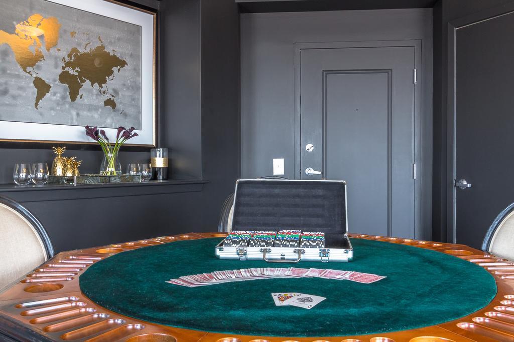 Penthouse *