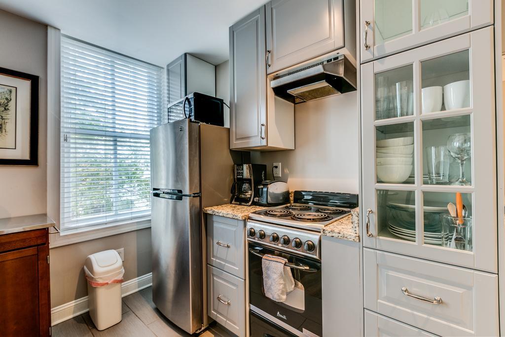 Blubambu Suites - Capitol Hill Apartment