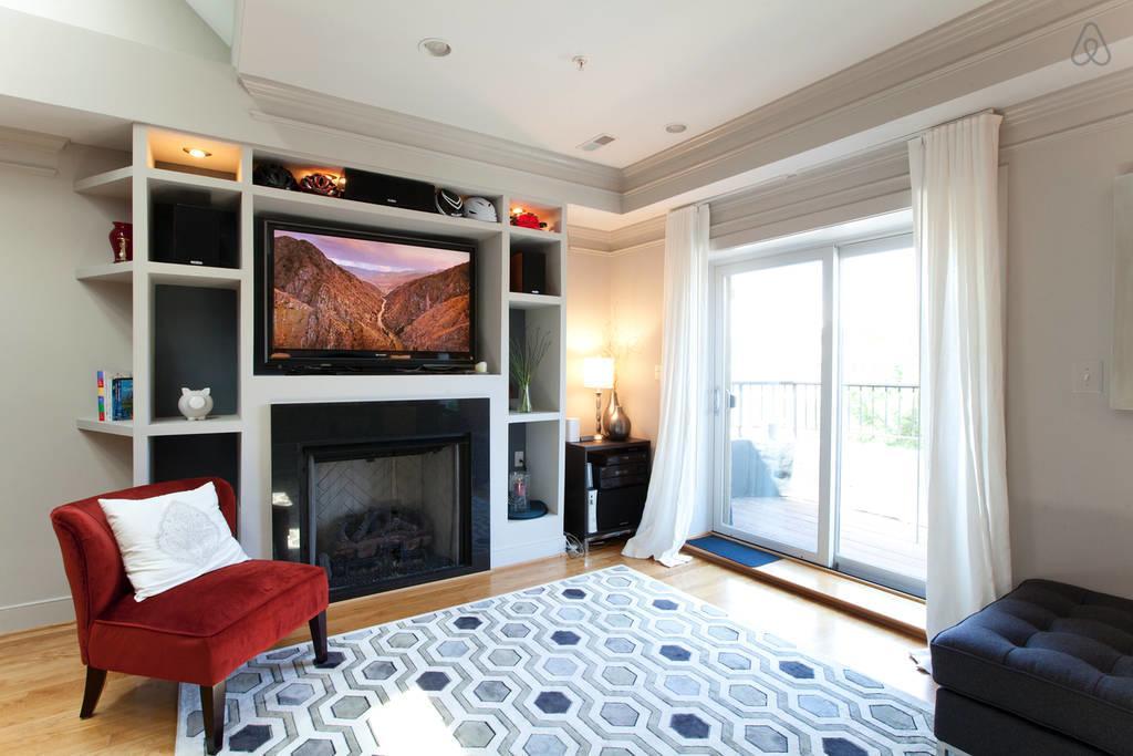 Apartment Hgtv Penthouse 6th & M Nw - Next To Conv. Center *