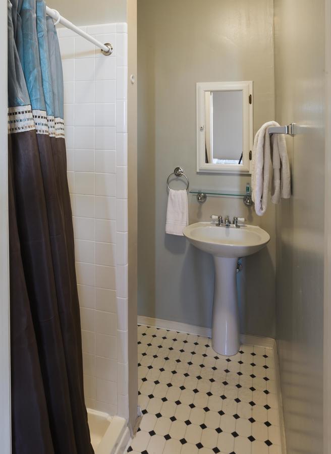 Found Places Capitol Hill 3* Washington