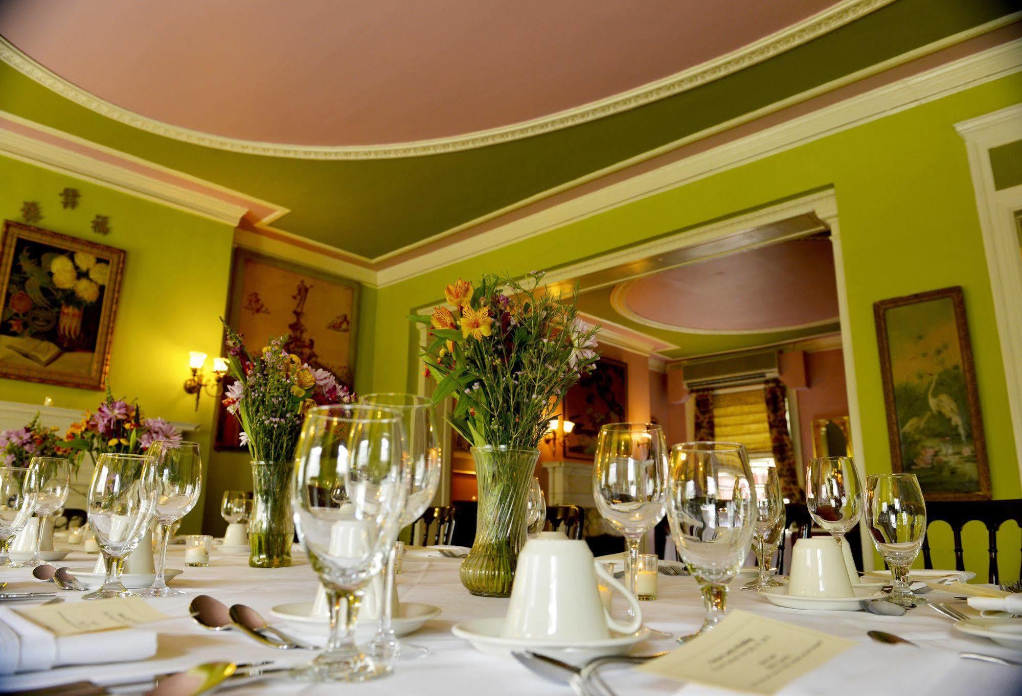 Hotel Tabard 4*