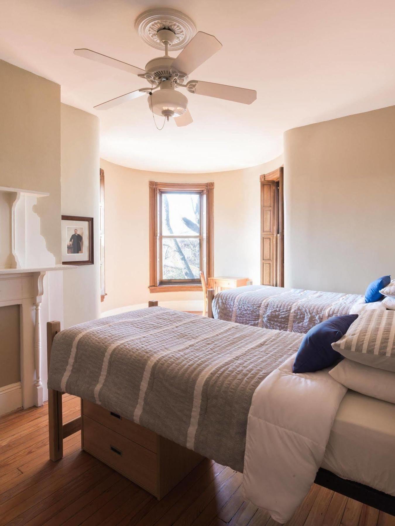 Bed & Breakfast Found Places Capitol Hill