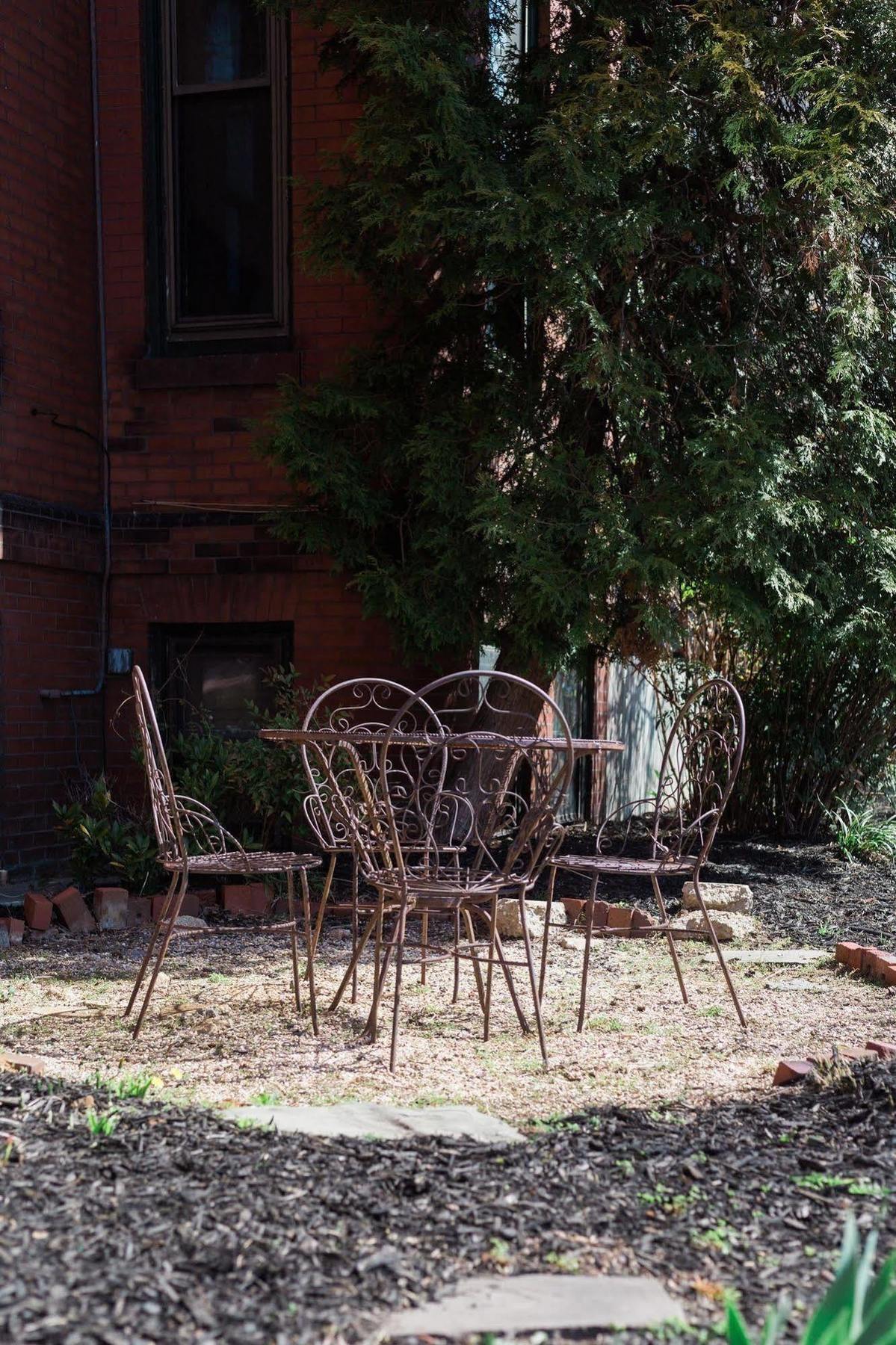 Bed & Breakfast Found Places Capitol Hill 3*