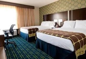 Fairfield & By Marriott Downtown Hotel