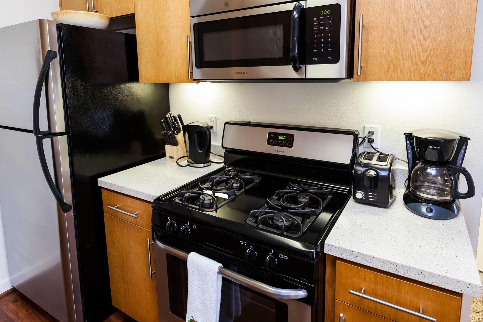 Wonderful Fully Furnished In Downtown Area Aparthotel