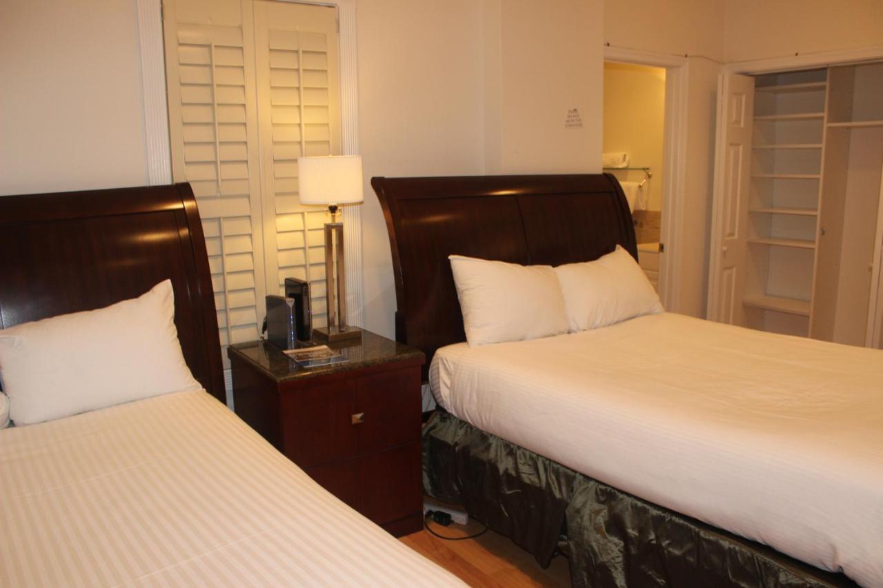 Penthouse - Private Roof Deck & Free Parking Holiday home