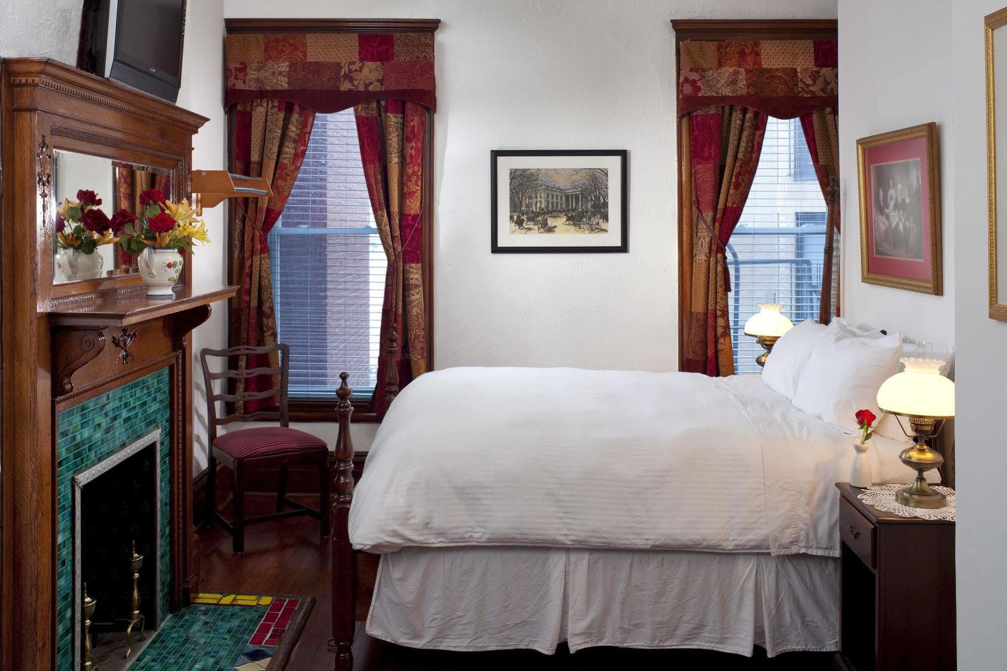 American Guest House, A Dc 2*