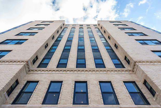 Apartment Luxury Two-story Penthouse In Heart Of Dc *