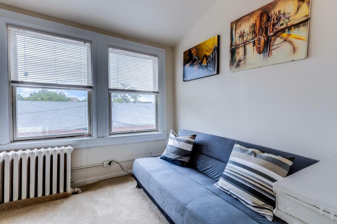 Apartment Cozy Brookland Near Metro Catholic University