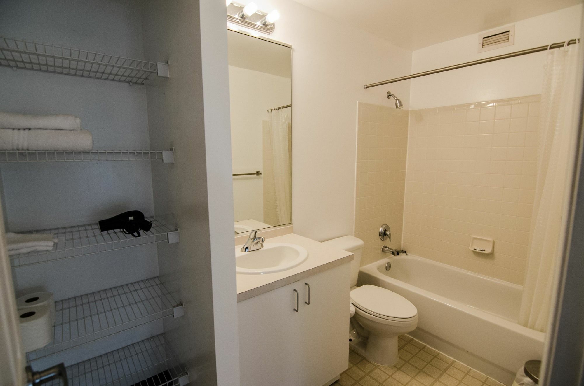 Joud Aparthotel Washington