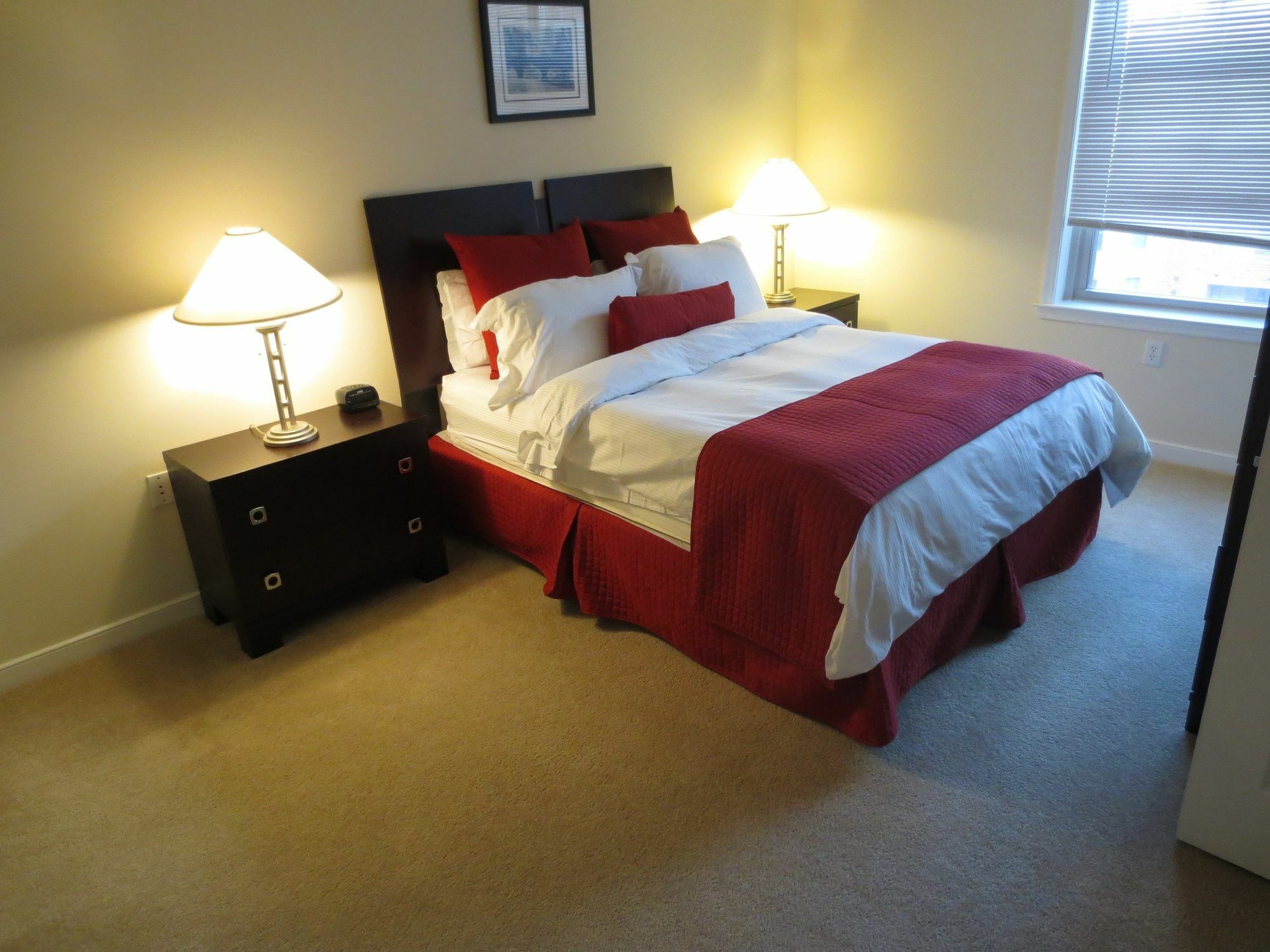 Aparthotel Global Luxury At M Street 4*