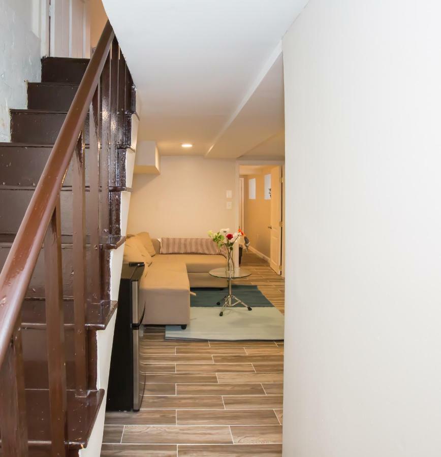 2 Full Bedrooms Basement Apt; 3-min Walk To Petworth Metro; Guest house Washington