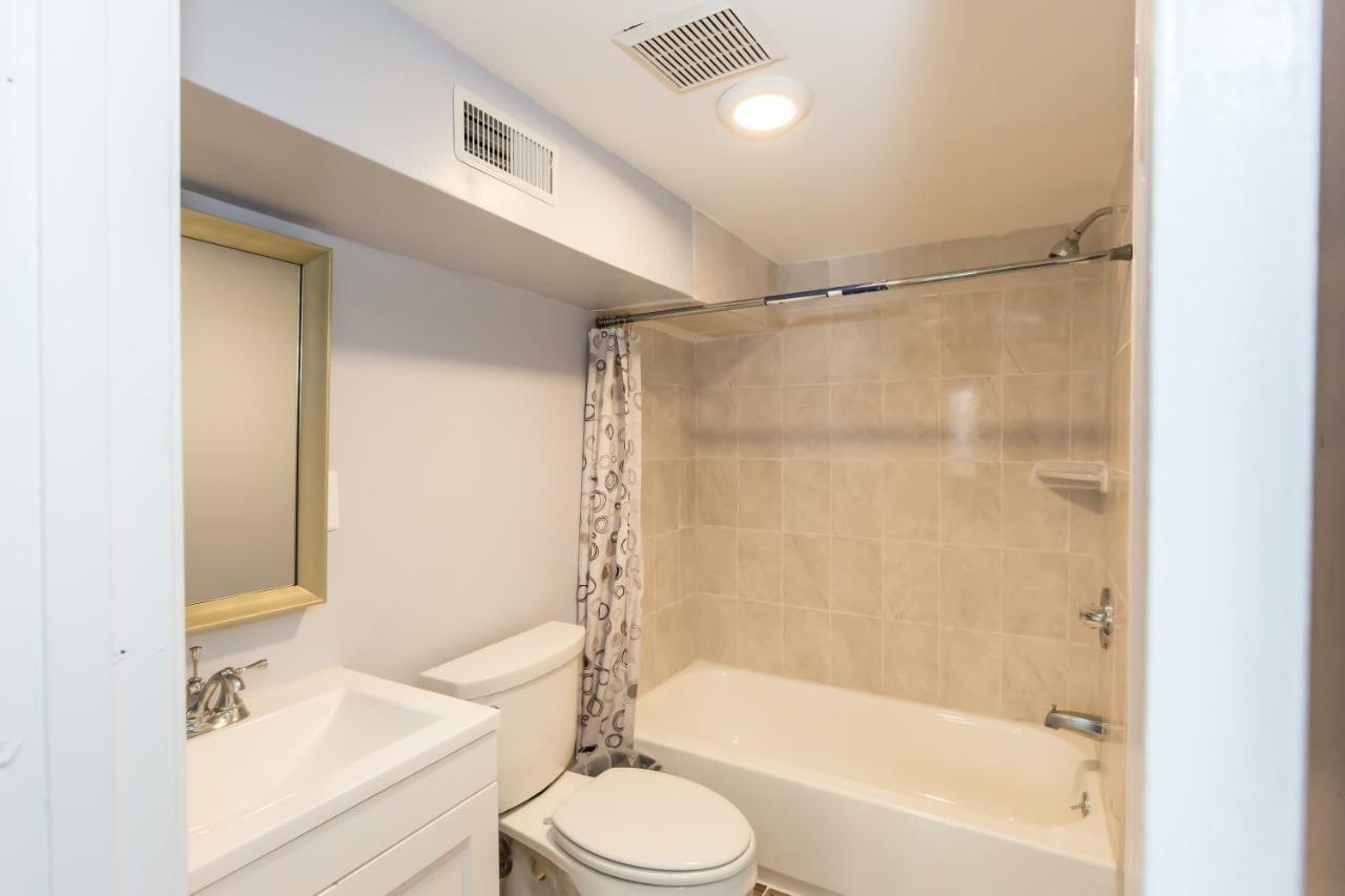 Guest house 2 Full Bedrooms Basement Apt; 3-min Walk To Petworth Metro; *