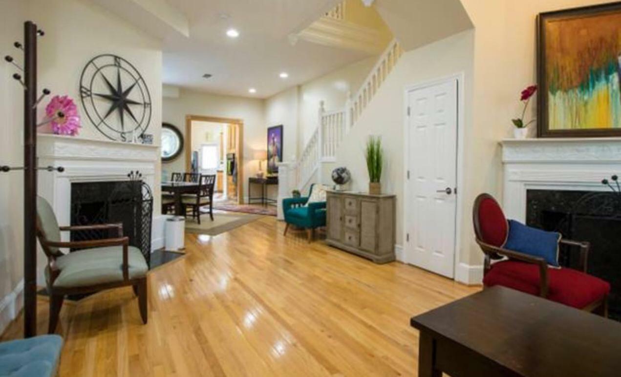 Convention Center/logan Circle Large Cozy House. *