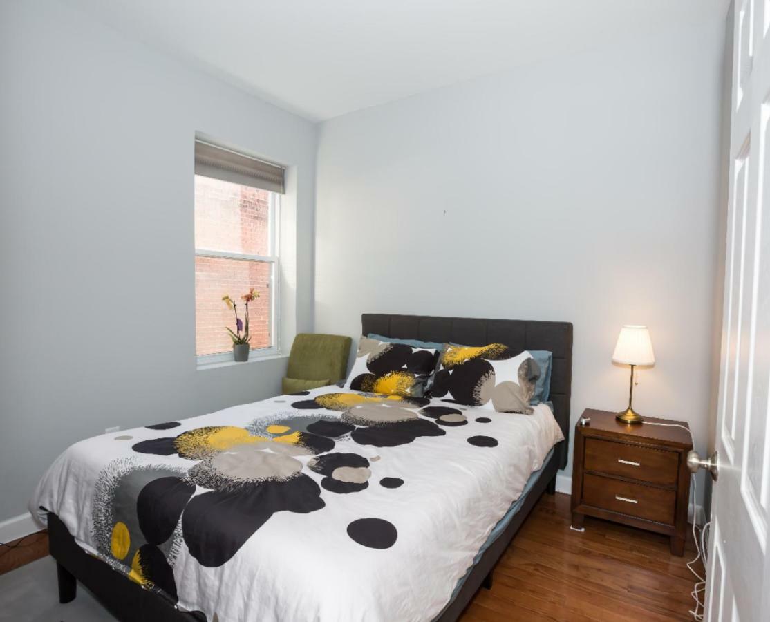 Steps To Dc: Convention Center Comfort Homestay Washington