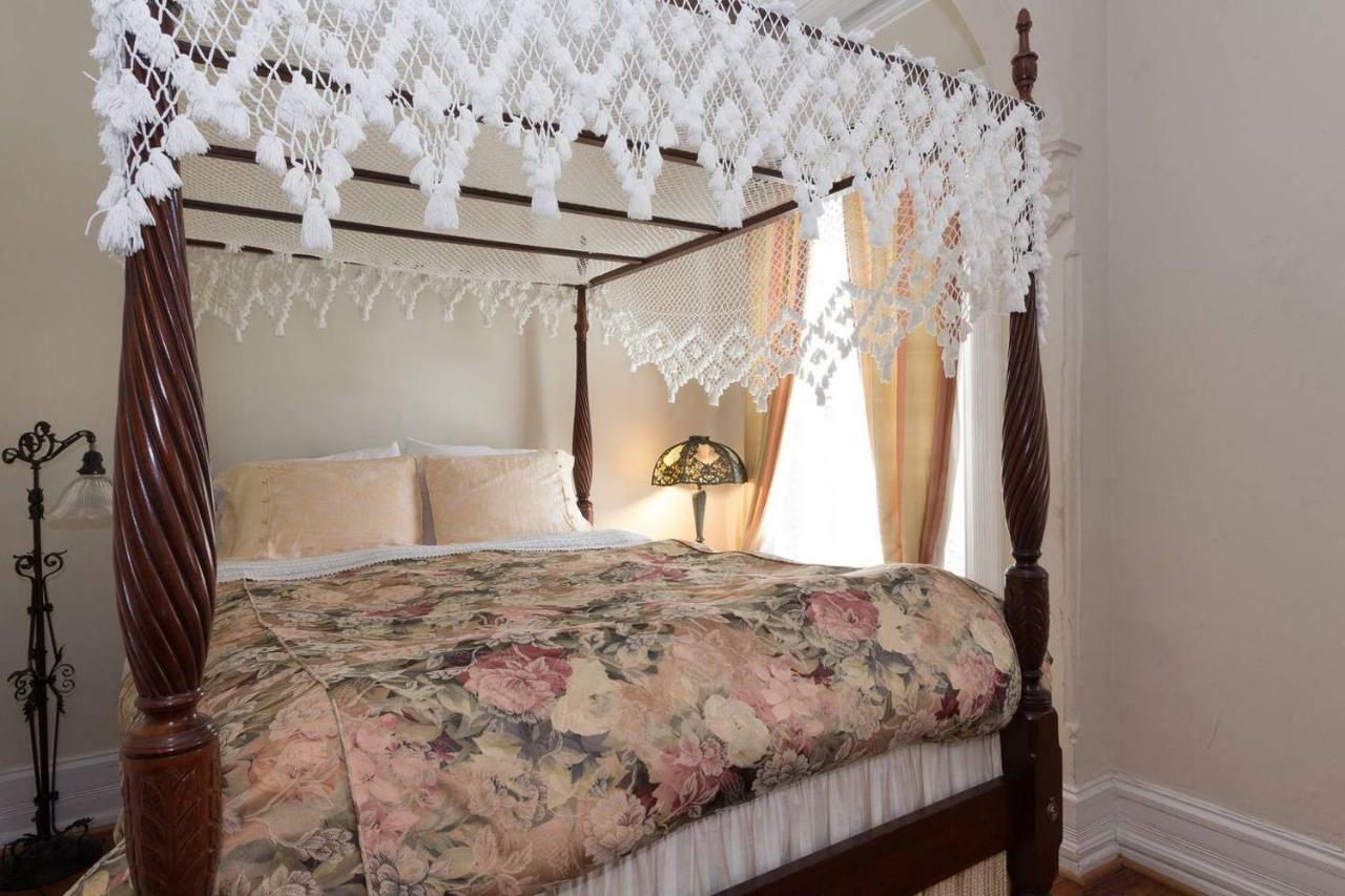 Holiday home Historic Dupont Circle ~ Canopy *