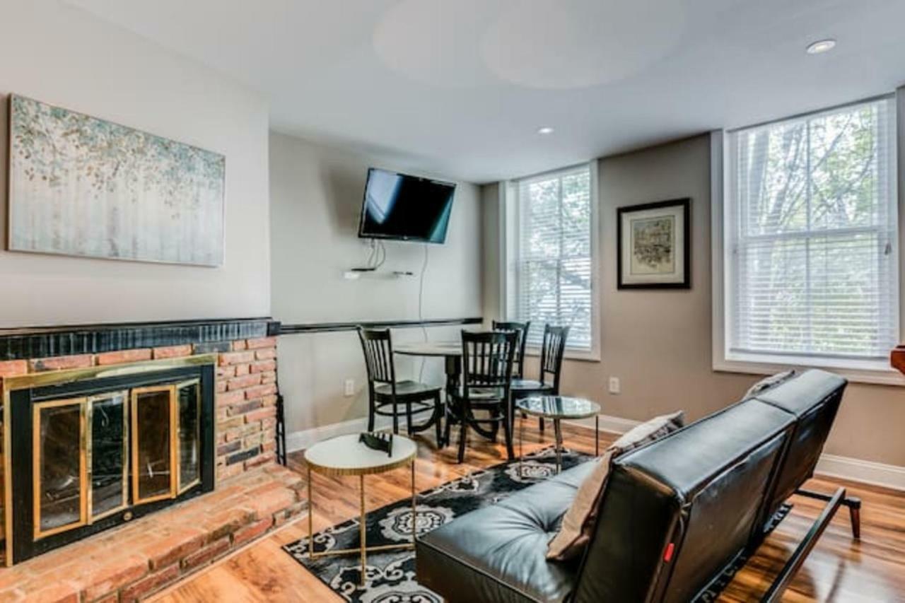 Blubambu Suites - Capitol Hill Apartment