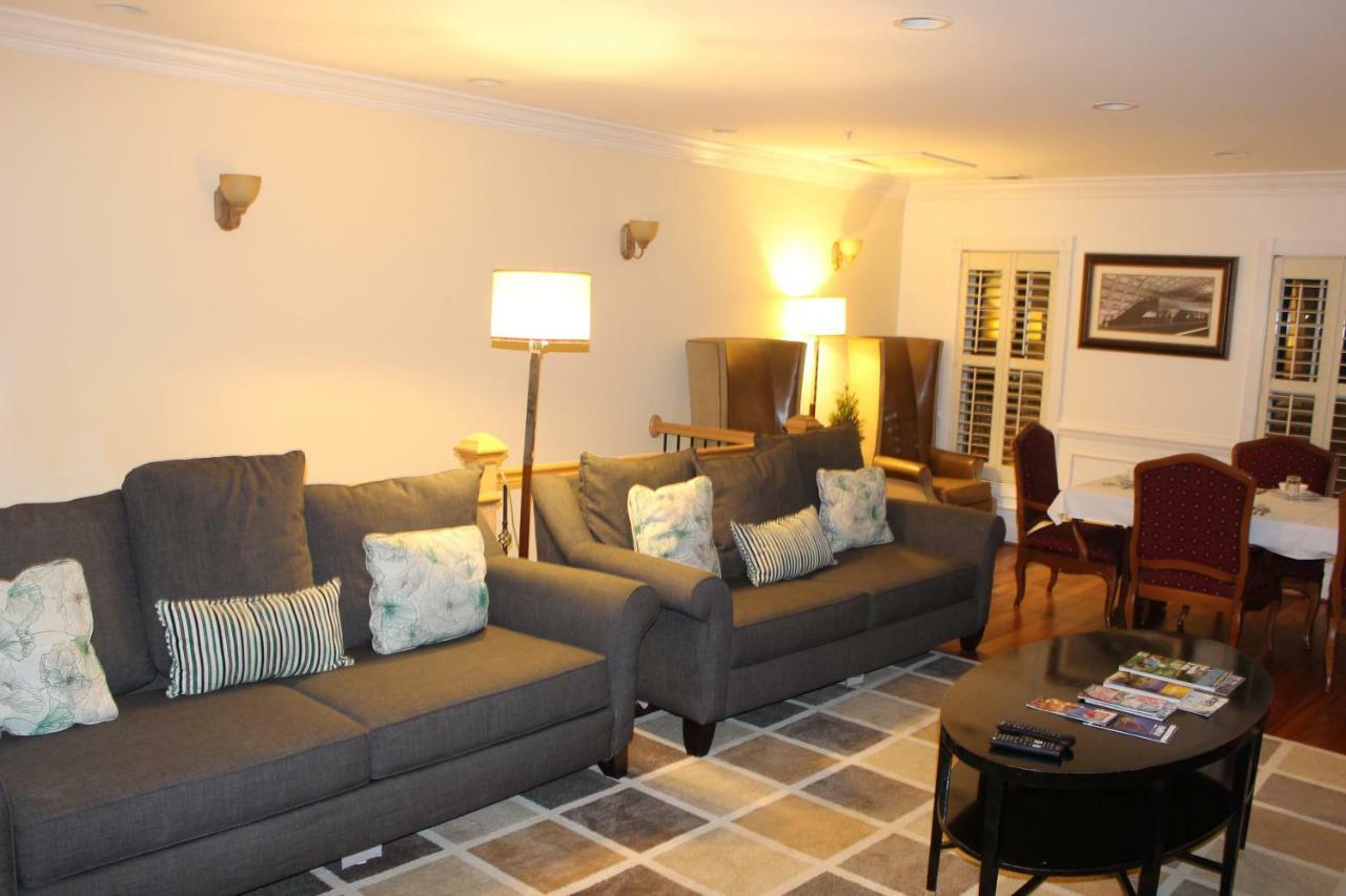 Penthouse - Private Roof Deck & Free Parking * Washington