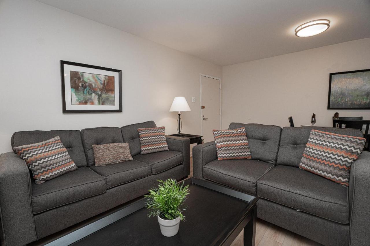 Mt Vernon Square Station Apartment *